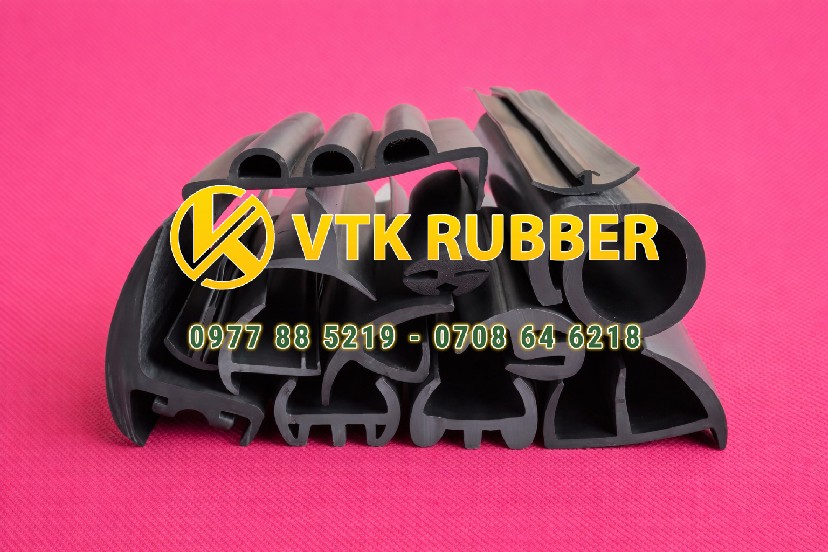 gioang-cua-thung-xe-tai-xe-dong-lanh-container