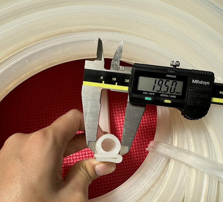 gioang-ron-chiu-nhiet-chu-e-dung-cho-cua-lo-lo-nuong