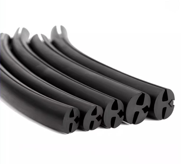 Ron chữ K có thiết kế 2 rãnh kẹp giúp bám chặt khe cửa, giảm tiếng ồn, ngăn bụi và chống thấm nước hiệu quả