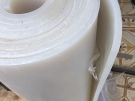 Tinh năng của silicone tấm màu trắng chịu nhiệt