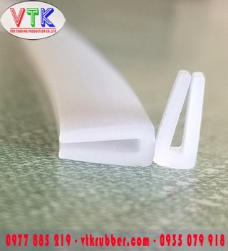 ron-silicone-dun/001_san-xuat-gioang-silicon-chu-u-o-tinh-lao-cai-min_1634642043.jpg