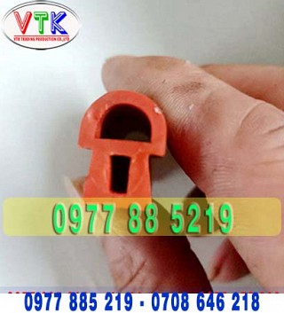 ron-silicone-dun/033_gia-cong-day-silicon-do-thuc-pham-chiu-nhiet-o-tinh-quang-nam-min_1633014050.jpg