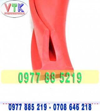 ron-silicone-dun/042_xuong-san-xuat-gioang-cao-su-chu-u-chong-on-canh-cua-o-dak-lak-01-min_1632100286.jpg