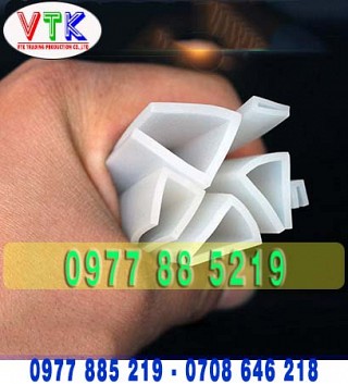 ron-silicone-dun/044_noi-ban-gioang-silicone-trang-chu-u-chiu-nhiet-o-lam-dong-min_1573390245.jpg