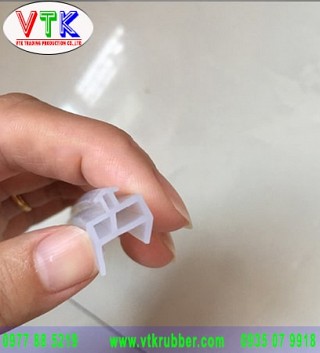 ron-silicone-dun/053_ban-gioang-silicon-xanh-chiu-nhiet-chu-t-o-dong-thap-min_1568516352.jpg